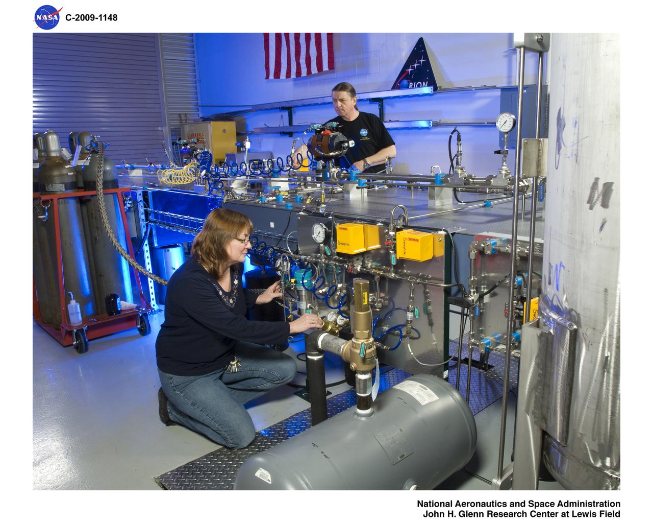 Dynamic Interaction Simulation Testing (DIST) Facility, for the Orion Spacecraft Hardware