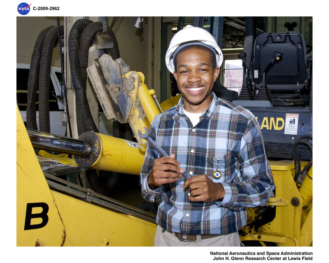 Lewis Educational and Research Collaborative Internship Program, LERCIP - College Student at the Worksite