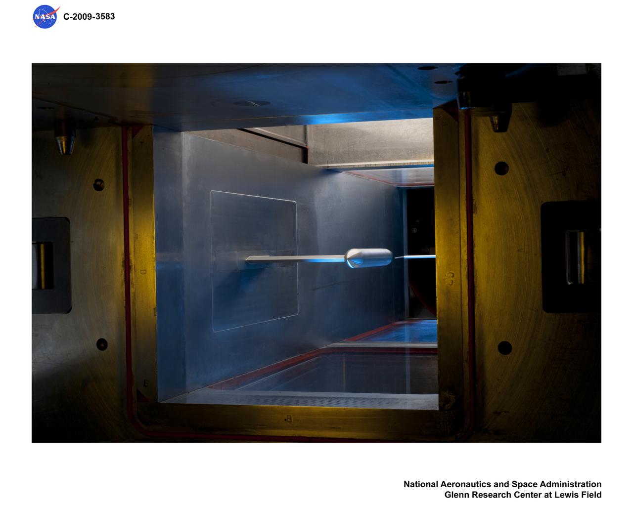 Low Boom GRC Advanced Nozzle Consepts, Exhaust Nozzle Plume Effects on Sonic Boom Hardware in 1x1 Supersonic Wind Tunnel