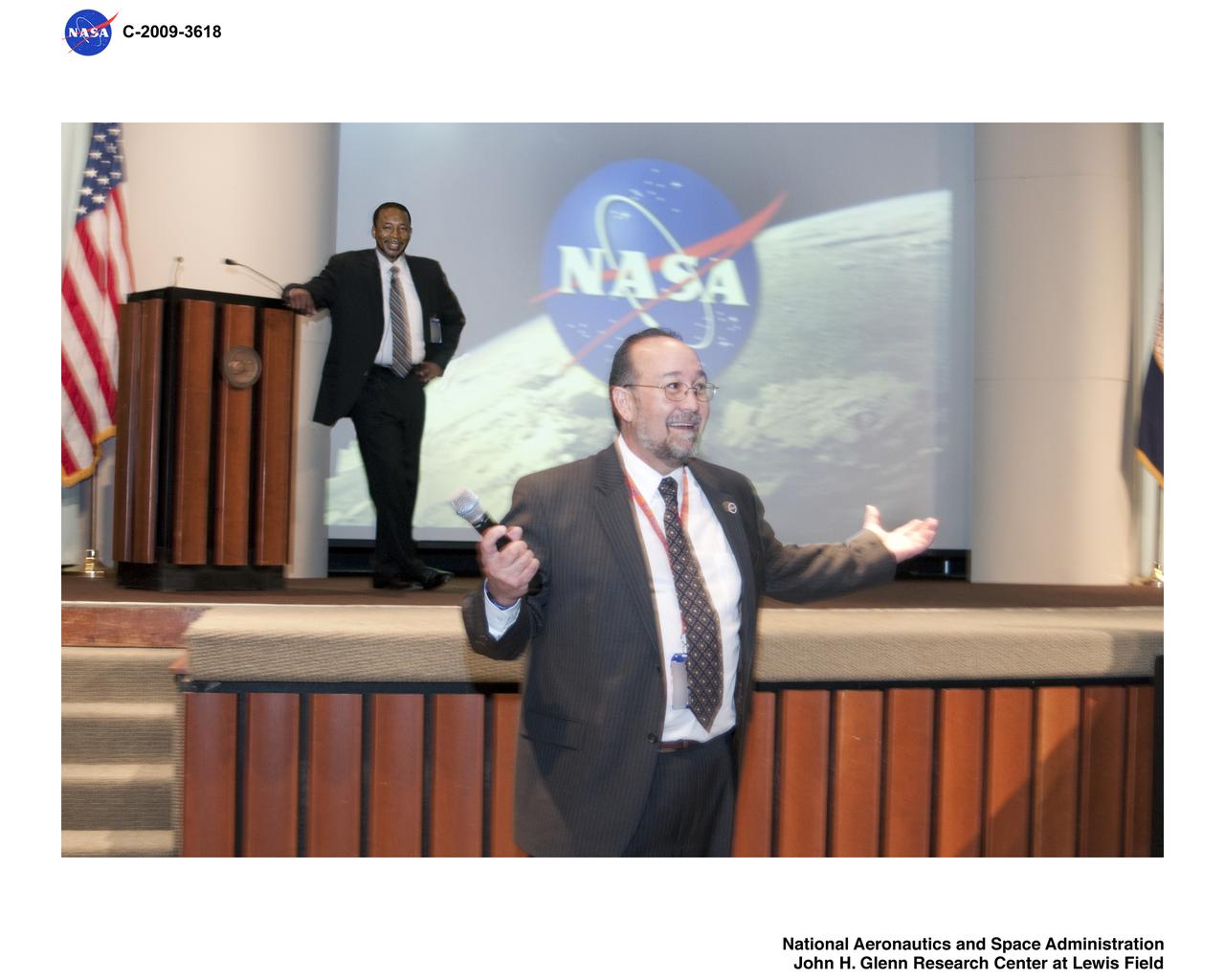 All Hands Meeting with Glenn Research Center Director