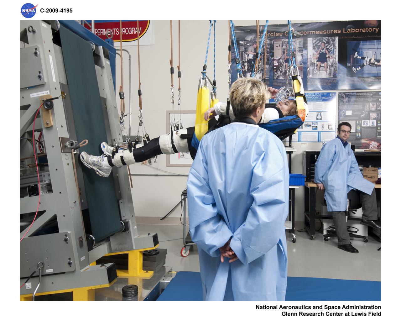 Enhanced Zero-gravity Locomotion Simulator, eZLS in the Lunar Configuration