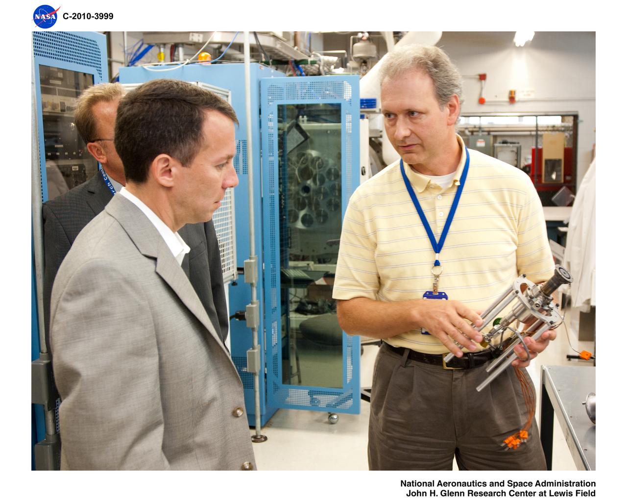 Visit to Glenn Research Center by the NASA Chief Technologist