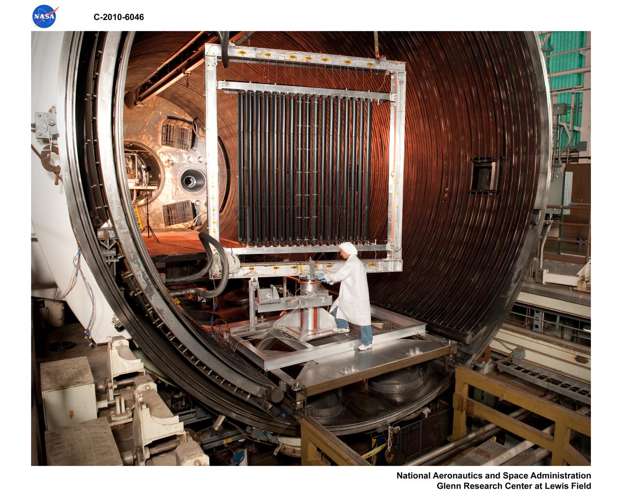 Solar Array Concentrator in Vacuum Tank 6