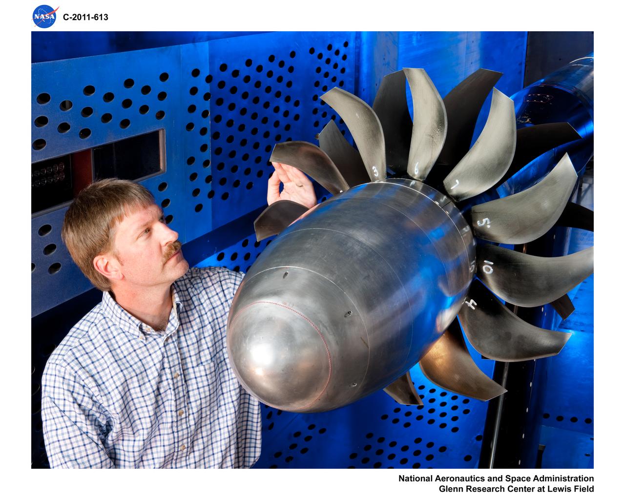 General Electric Open Rotor Model in the 8x6-Foot Supersonic Wind Tunnel