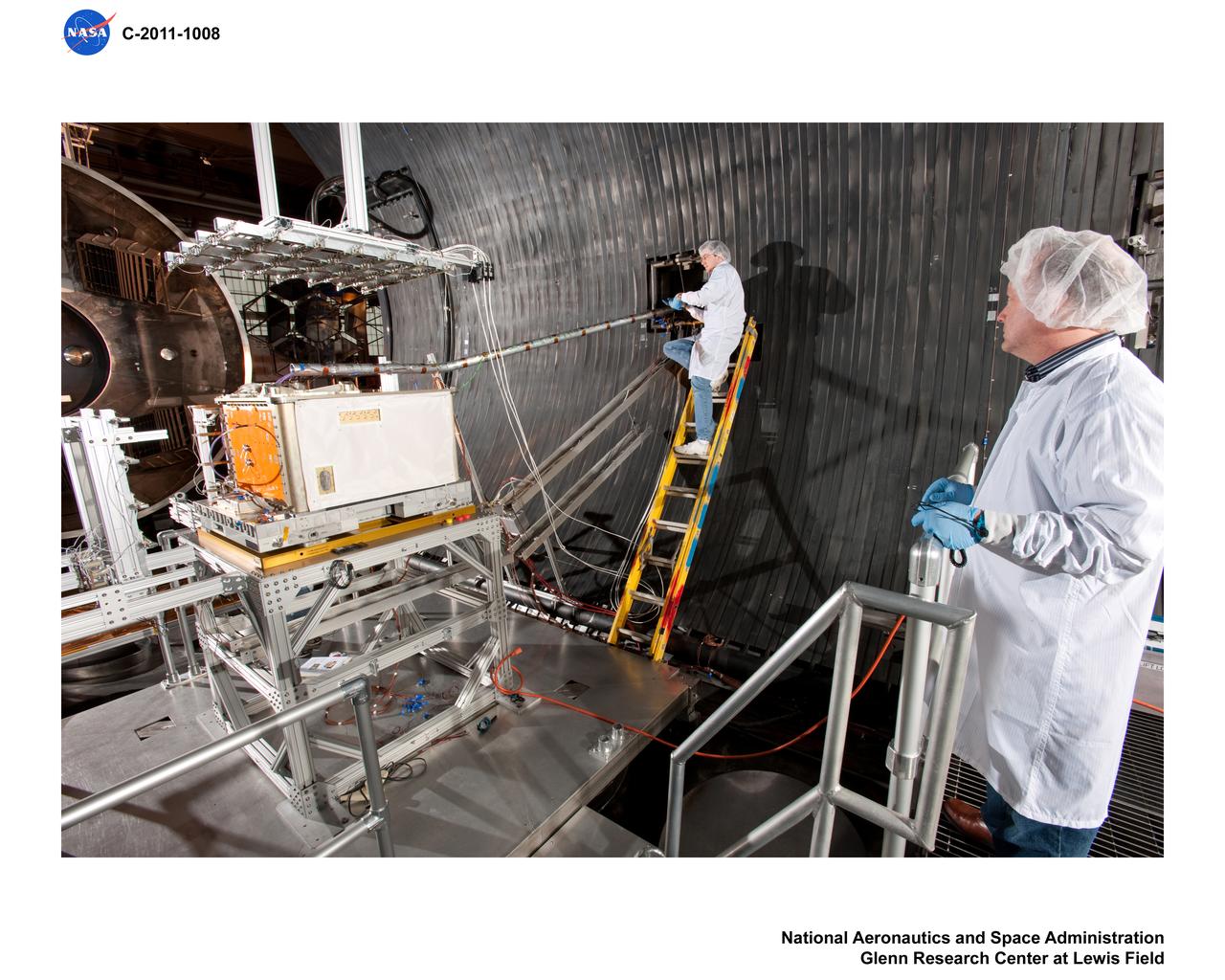 Flight hardware inside the tank, with and without people