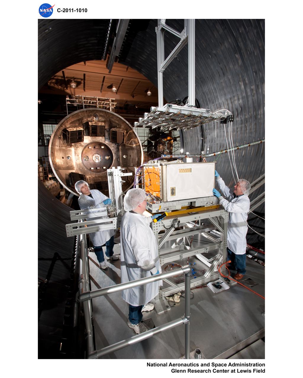 Flight hardware inside the tank, with and without people