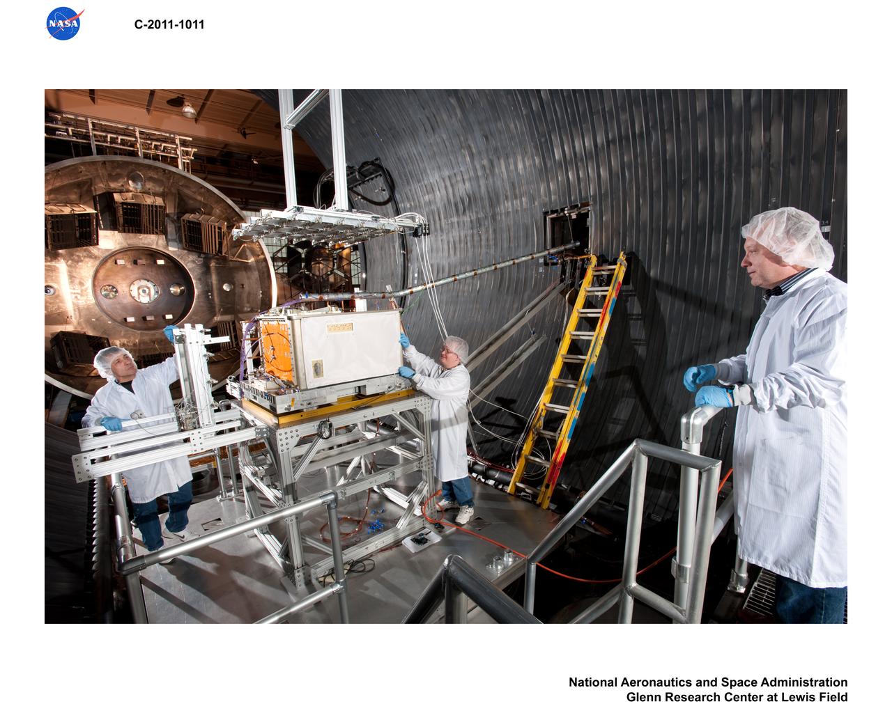 Flight hardware inside the tank, with and without people