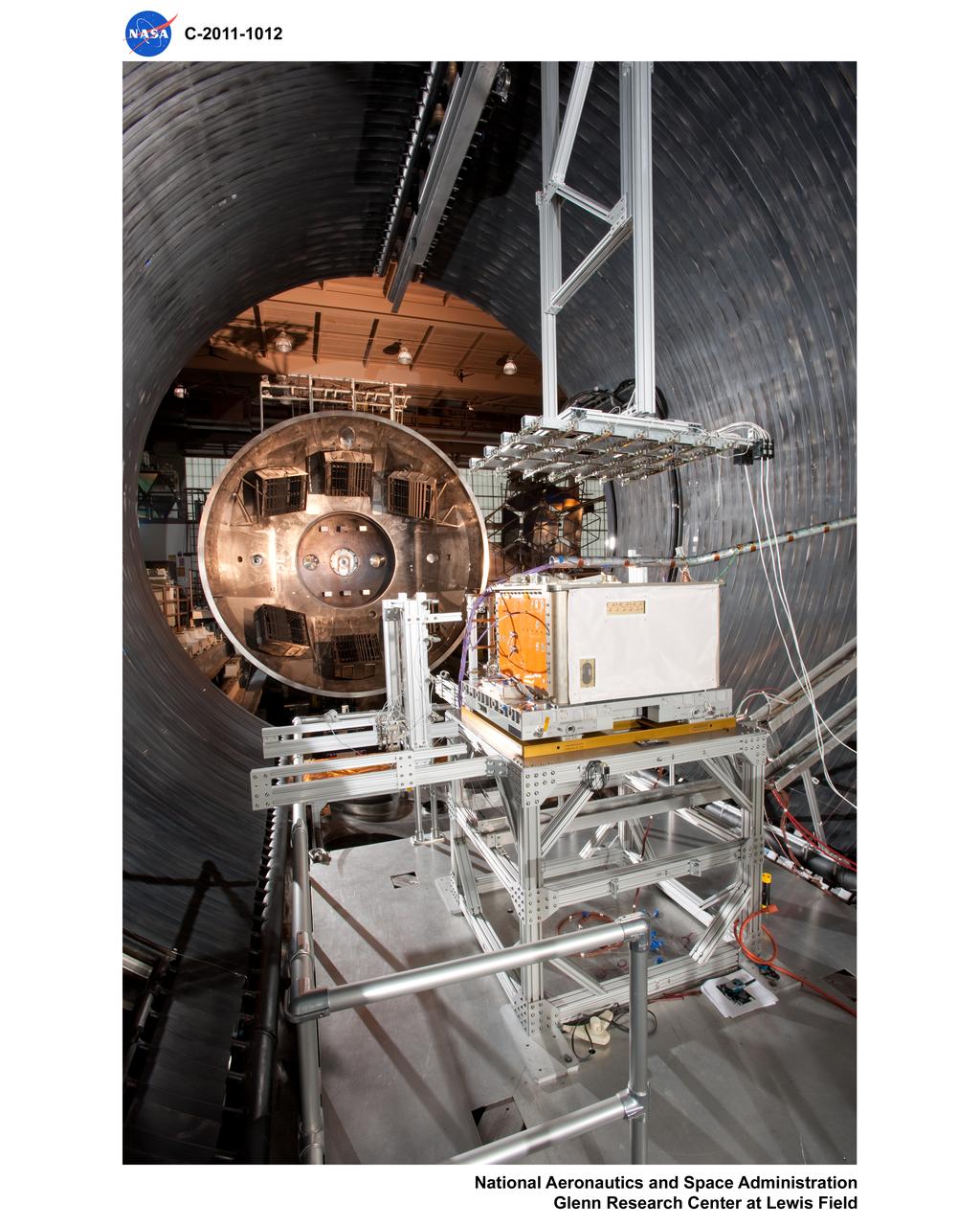 Flight hardware inside the tank, with and without people