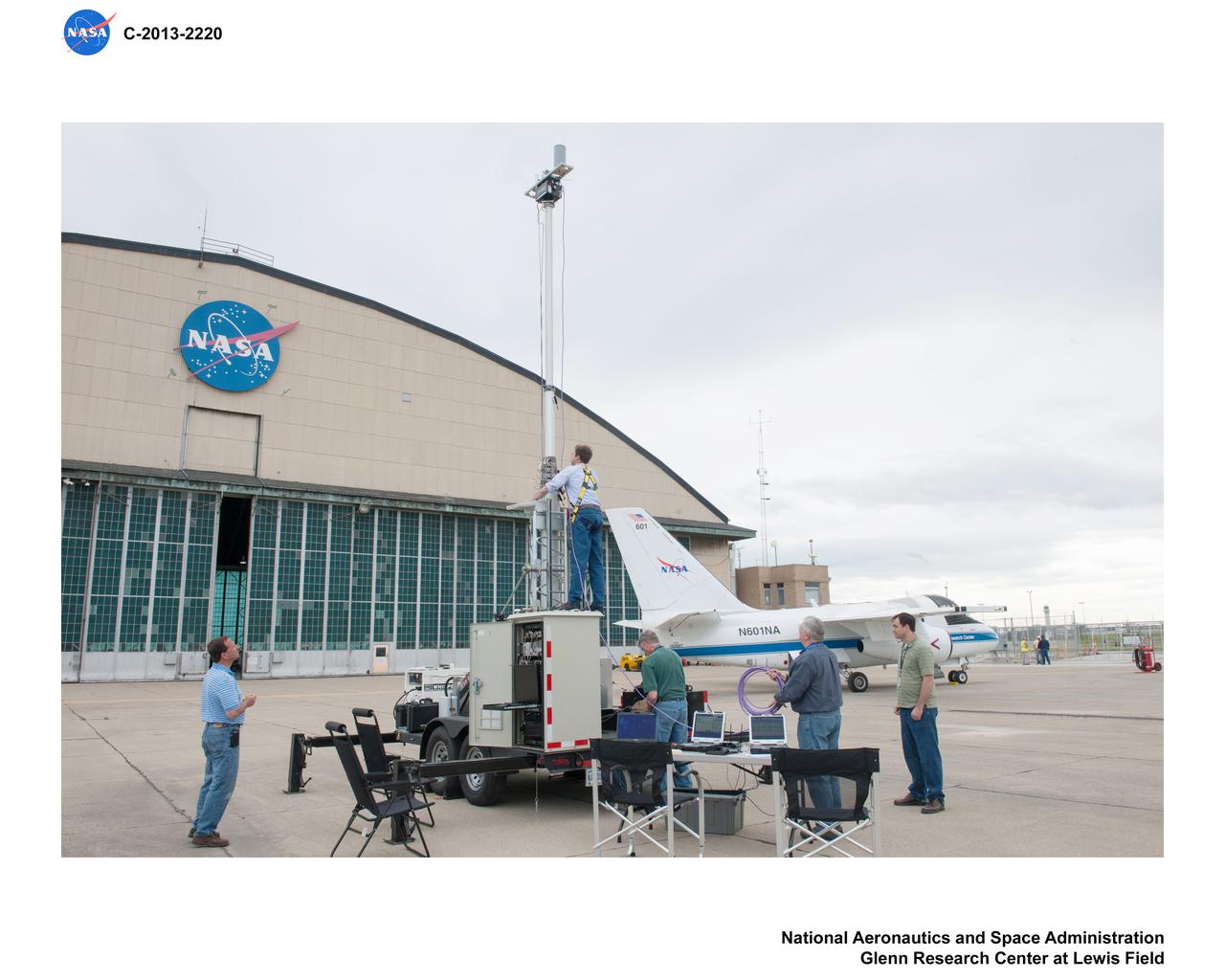 NASA, Lockheed Martin S-3B Viking Aircraft #N601NA, Unmanned Aircraft Communications Project