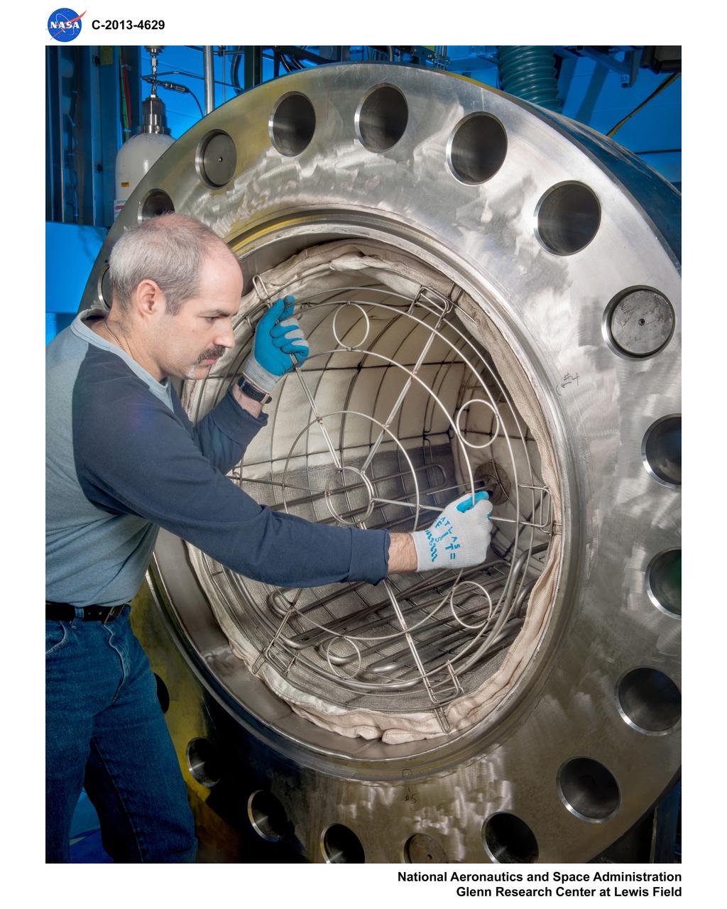 Glenn Extreme Environments Rig, GEER, Test Chamber, recreate Venus conditions on Earth, photos of insulation construction progress