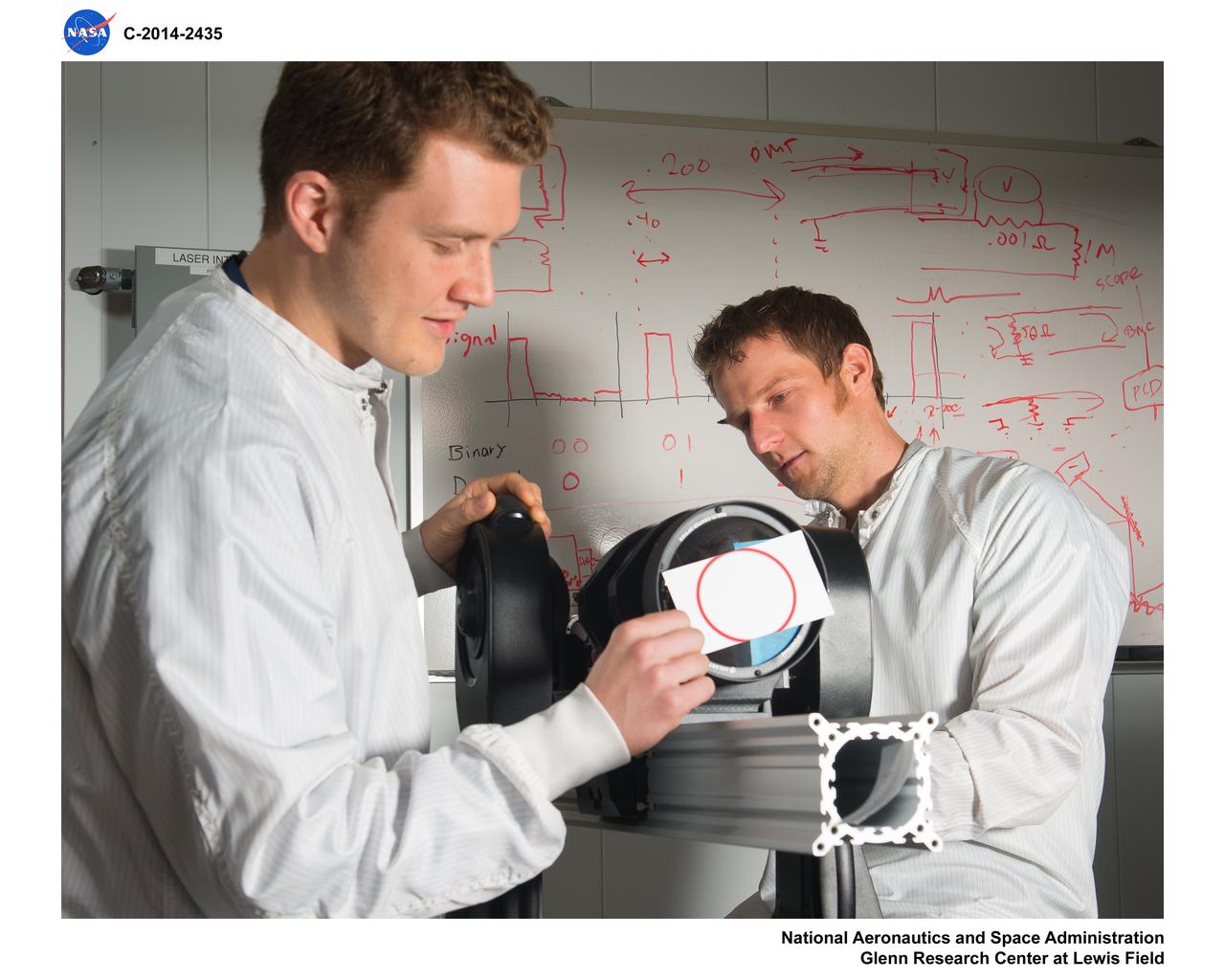 Integrated Radio and Optical Communication; iROC