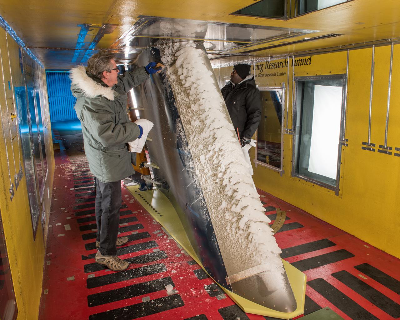 Common Research Model, CRM, in the Icing Research Tunnel, IRT