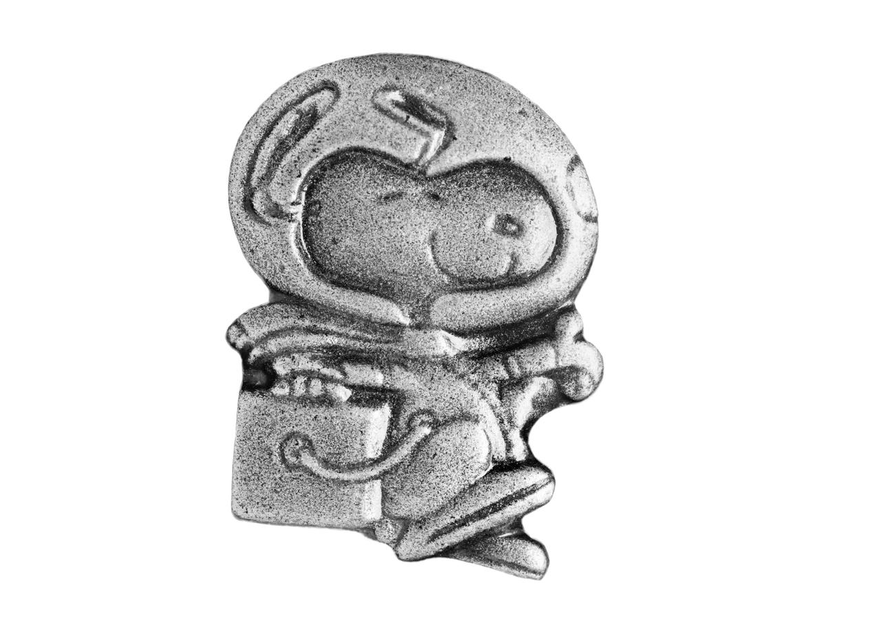 Silver Snoopy Pin