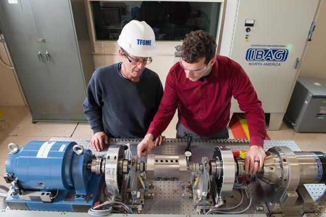 NASA image: NASA High Efficiency Megawatt Motor, HEMM