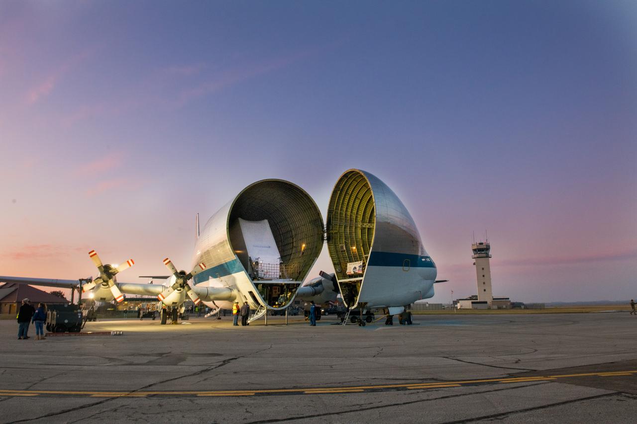 Orion Spacecraft Arrives in Ohio Aboard the Super Guppy at Mansfield Lahm Airport