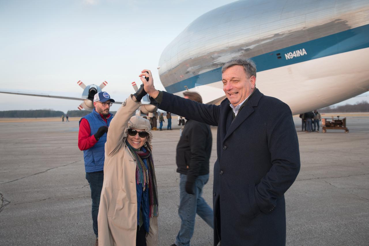Orion - EM-1 - Artemis Spacecraft Arrival at Mansfield Lahm Airport, Transportation to Plum Brook Station and Installation in the Space Environment Complex, SEC Thermal Vacuum Chamber
