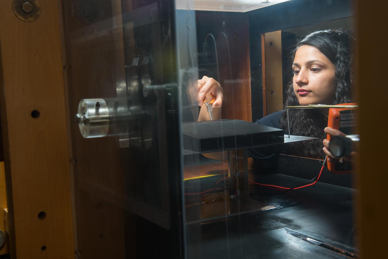 Fundamental Study of a boundary layer ingesting (BLI) propulsion model