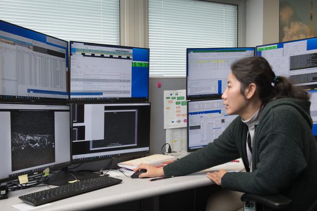 NASA image: Advanced Colloids Experiment, Thermal 5-2, ACE T5-2 International Space Station, ISS, Fluids Integrated Rack, FIR Operations in the Telescience Support Center, TSC