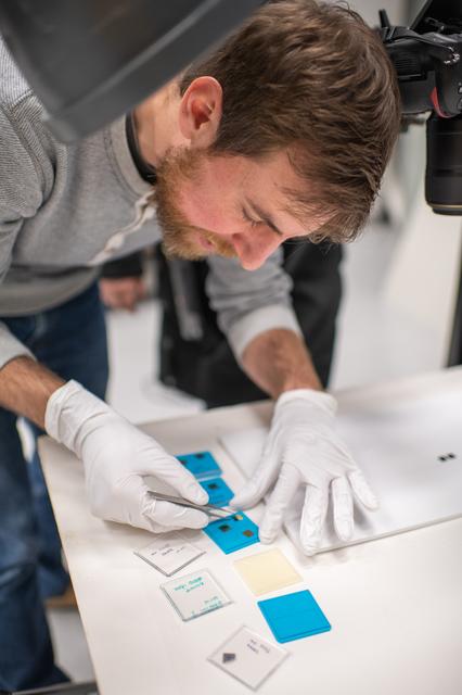 NASA image: Dynamically tunable structural colors based on asymmetric Fabry-Perot cavities