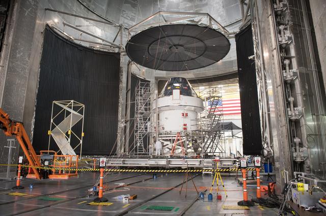 NASA image: Preparation of the Orion Spacecraft Crew and Service Module Elec