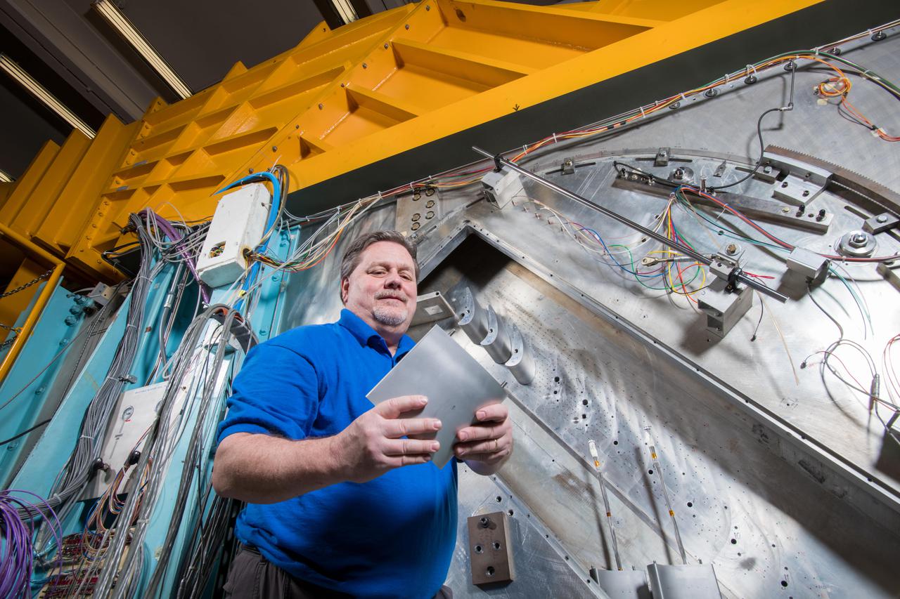 Transonic Turbine Blade Cascade