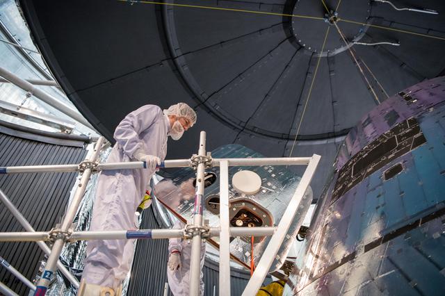 NASA image: Day In The Life of Artemis Employees