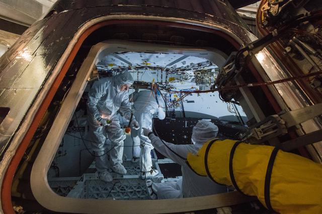 NASA image: Day In The Life of Artemis Employees