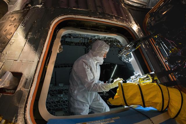 NASA image: Day In The Life of Artemis Employees