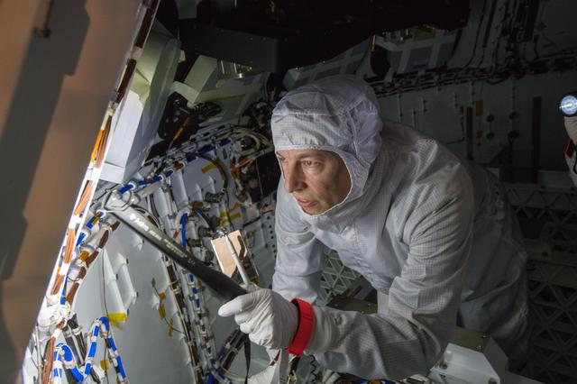 NASA image: Day In The Life of Artemis Employees