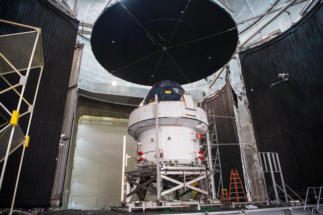 NASA image: Day In The Life of Artemis Employees