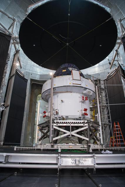 NASA image: Day In The Life of Artemis Employees