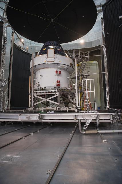 NASA image: Day In The Life of Artemis Employees