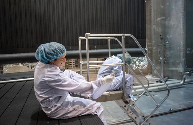 NASA image: Day In The Life of Artemis Employees