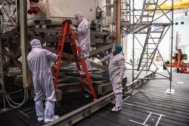 NASA image: Day In The Life of Artemis Employees