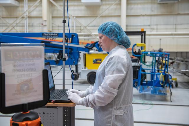 NASA image: Day In The Life of Artemis Employees