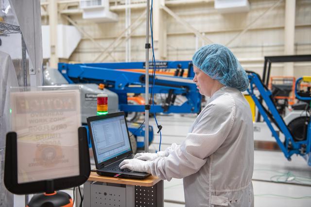 NASA image: Day In The Life of Artemis Employees