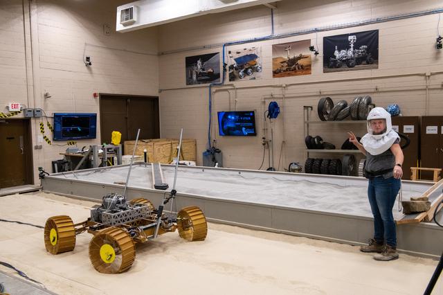 NASA image: Volatiles Investigating Polar Exploration Rover (Viper)