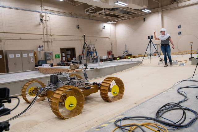 NASA image: Volatiles Investigating Polar Exploration Rover (Viper)