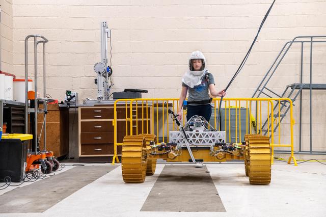 NASA image: Volatiles Investigating Polar Exploration Rover (Viper)