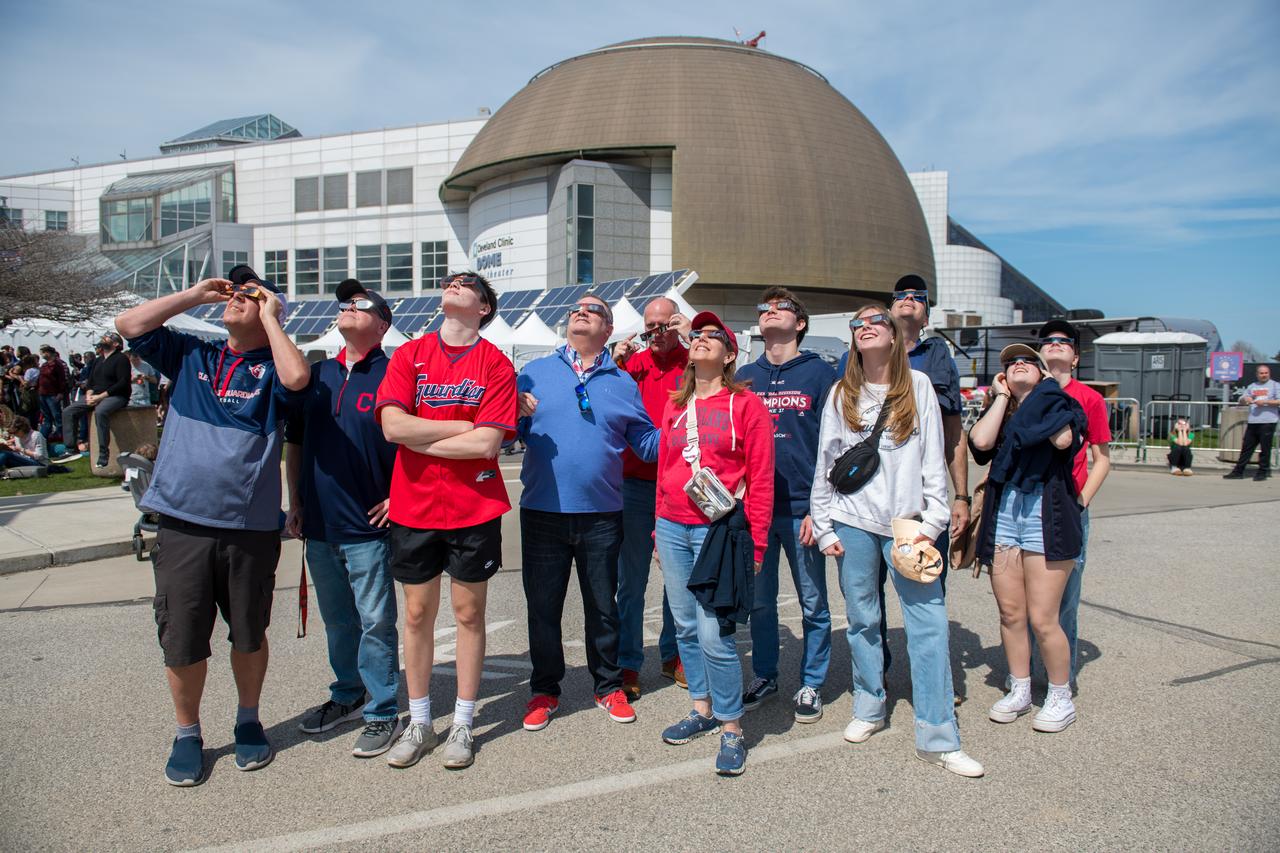 Event attendees view the eclipse. NASA Glenn Research Center and the Great Lakes Science Center hosted a three-day celestial celebration in downtown Cleveland, OH. This free, outdoor, family-friendly science and arts festival will feature free concerts, performances, speakers, and hands-on science activities with community partners. A total solar eclipse swept across a narrow portion of the North American continent from Mexico’s Pacific coast to the Atlantic coast of Newfoundland, Canada. A partial solar eclipse was visible across the entire North American continent along with parts of Central America and Europe. 