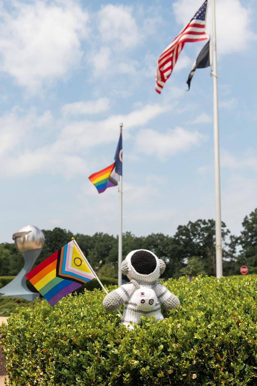 NASA Glenn’s Rainbow Alliance Advisory Group hosted an in-person and livestreamed Pride flag raising ceremony at the building 3 flagpole on June 3, 2024. The event included remarks from Deputy Director Dawn Schaible and NASA Safety Center Director Harmony Myers.  Flag raising events such as this are times for LGBTQ+ employees and their allies to come together to celebrate the progress made in the quest for safety, tolerance, acceptance, rights, happiness, and freedom for the LGBTQ+ community on- and off-site of the center. Photo Credit: (NASA/Sara Lowthian-Hanna)