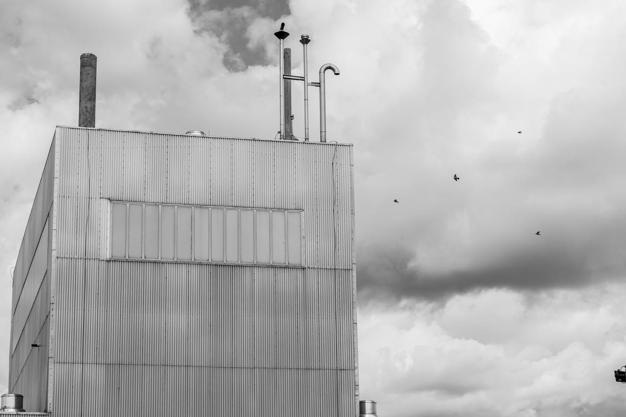 NASA’s In-Space Propulsion Facility located at Neil Armstrong Test Facility in Sandusky Ohio is the world’s only high altitude test facility capable of full-scale rocket engine and launch vehicle system level tests. The facility supports mission profile thermal vacuum simulation and engine firing. The engine or vehicle can be exposed for indefinite periods to low ambient pressures, low-background temperatures, and dynamic solar heating, simulating the environment the hardware will encounter during orbital or interplanetary travel. Photo Credit: (NASA/Jordan Salkin)