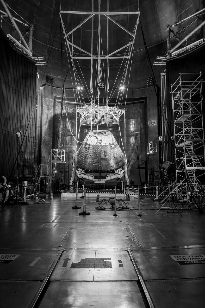 The Orion Crew Module, also known as the Orion Environmental Test Article (ETA), returned to NASA’s Neil Armstrong Test Facility in Sandusky, Ohio, in January 2024 and completed an 11-month test campaign necessary for the safety and success of Artemis II. In November 2024, experts completed the Forward Bay Cover jettison test, which is the last piece that must eject right before parachutes deploy. This image shows the setup right before the FBC deployment test. Photo Credit: (NASA/Jordan Salkin)