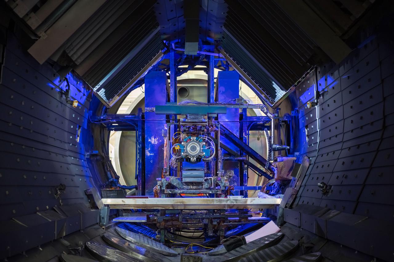 NASA Glenn Research Center has received the first of three Advanced Electric Propulsion System (AEPS) thrusters for the Gateway lunar space station. Built by L3Harris Technologies, the thruster will undergo testing before integration with Gateway’s Power and Propulsion Element, launching with the HALO module ahead of Artemis IV.