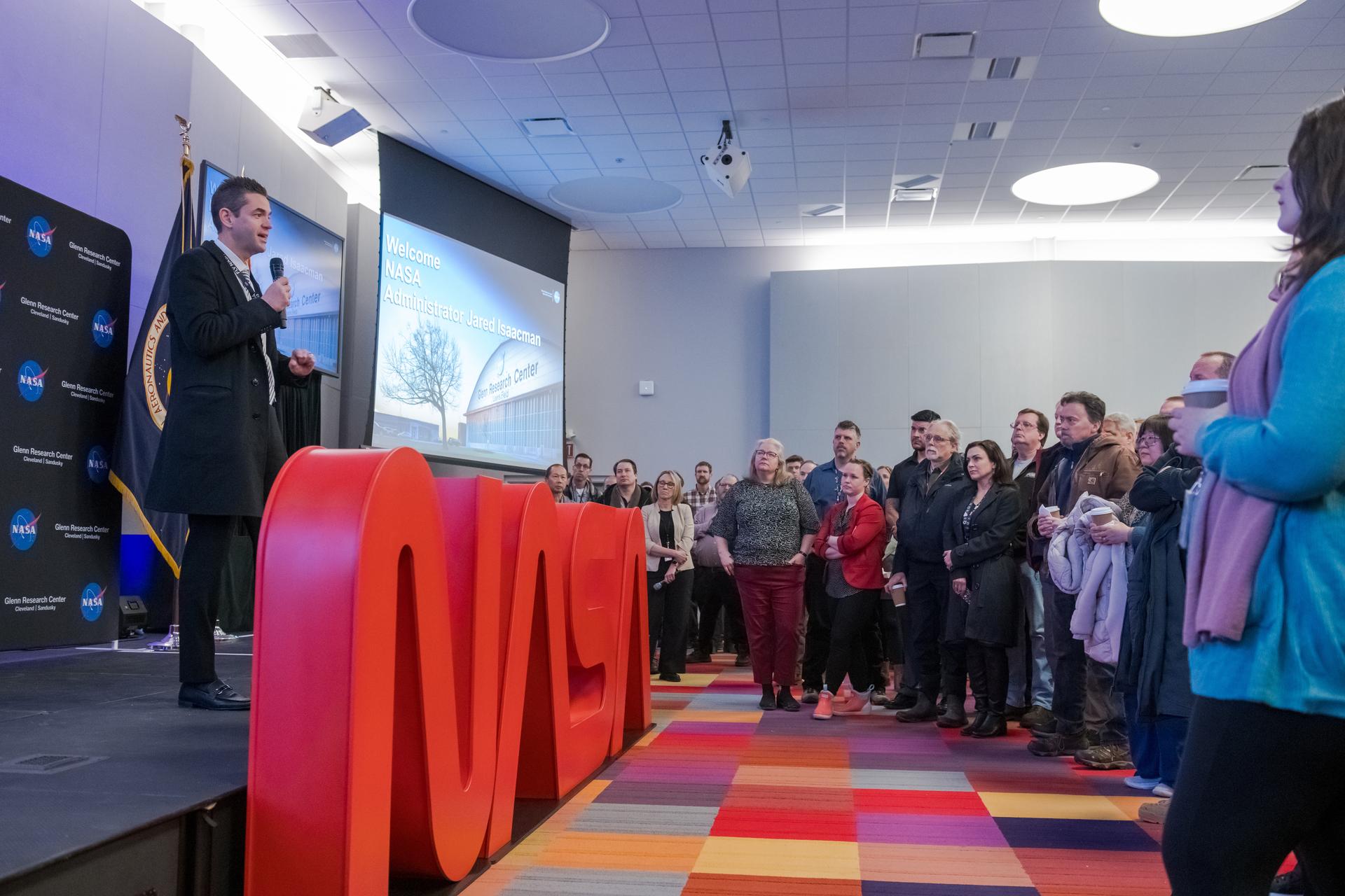 NASA Administrator Jared Isaacman speaks with staff in the Mission Integration Auditorium Center during a visit to NASA's Glenn Research Center in Cleveland on Jan. 27, 2026.