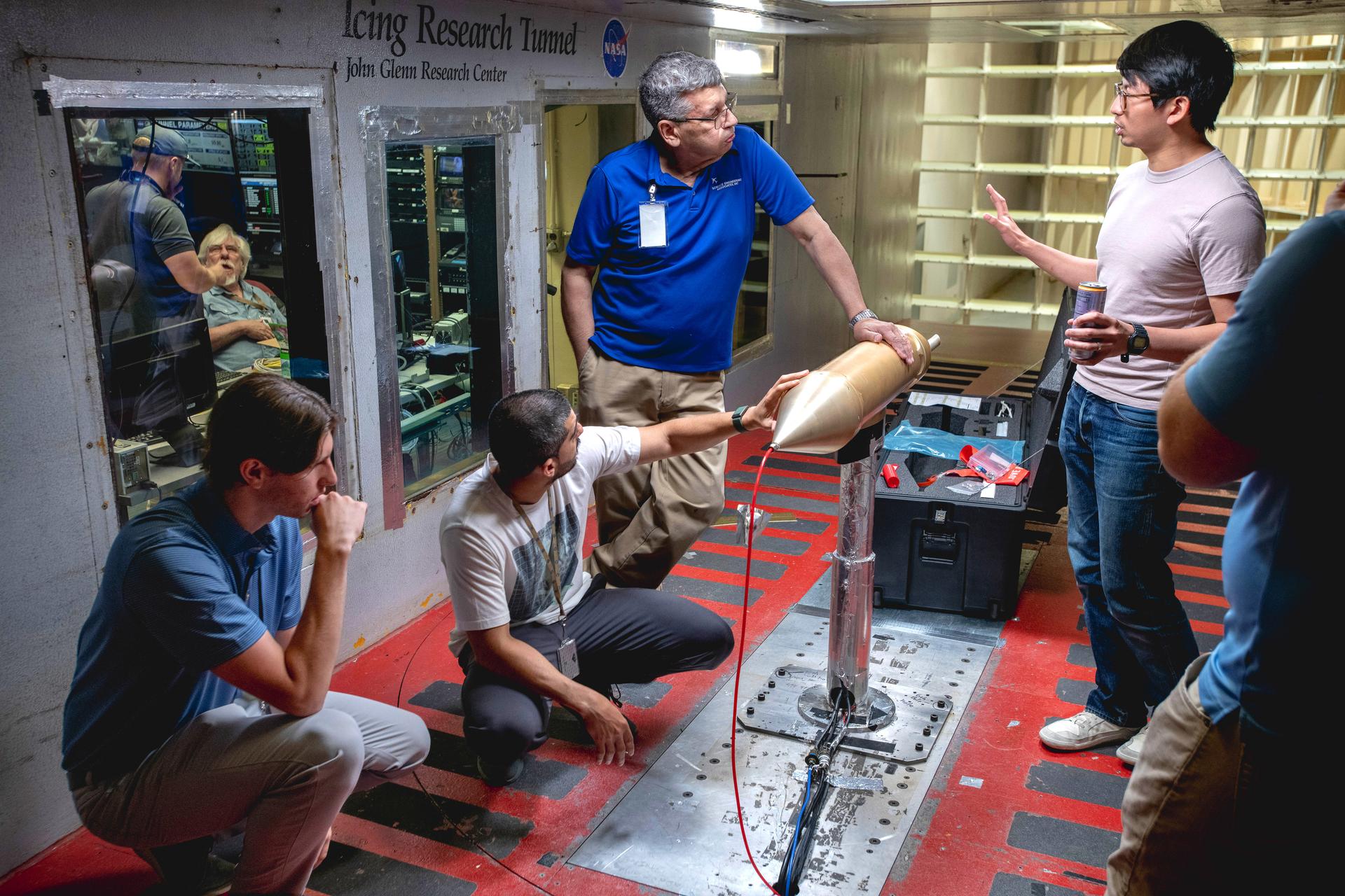 SFD (Subsonic Flight Demonstrator) of SLD (Supercooled Large Drop Instrumentation Test - Particle Size Measurements. Installation of 1D2D-X probe in the IRT. Probe supplied by Science Engineering Associates (SEA)