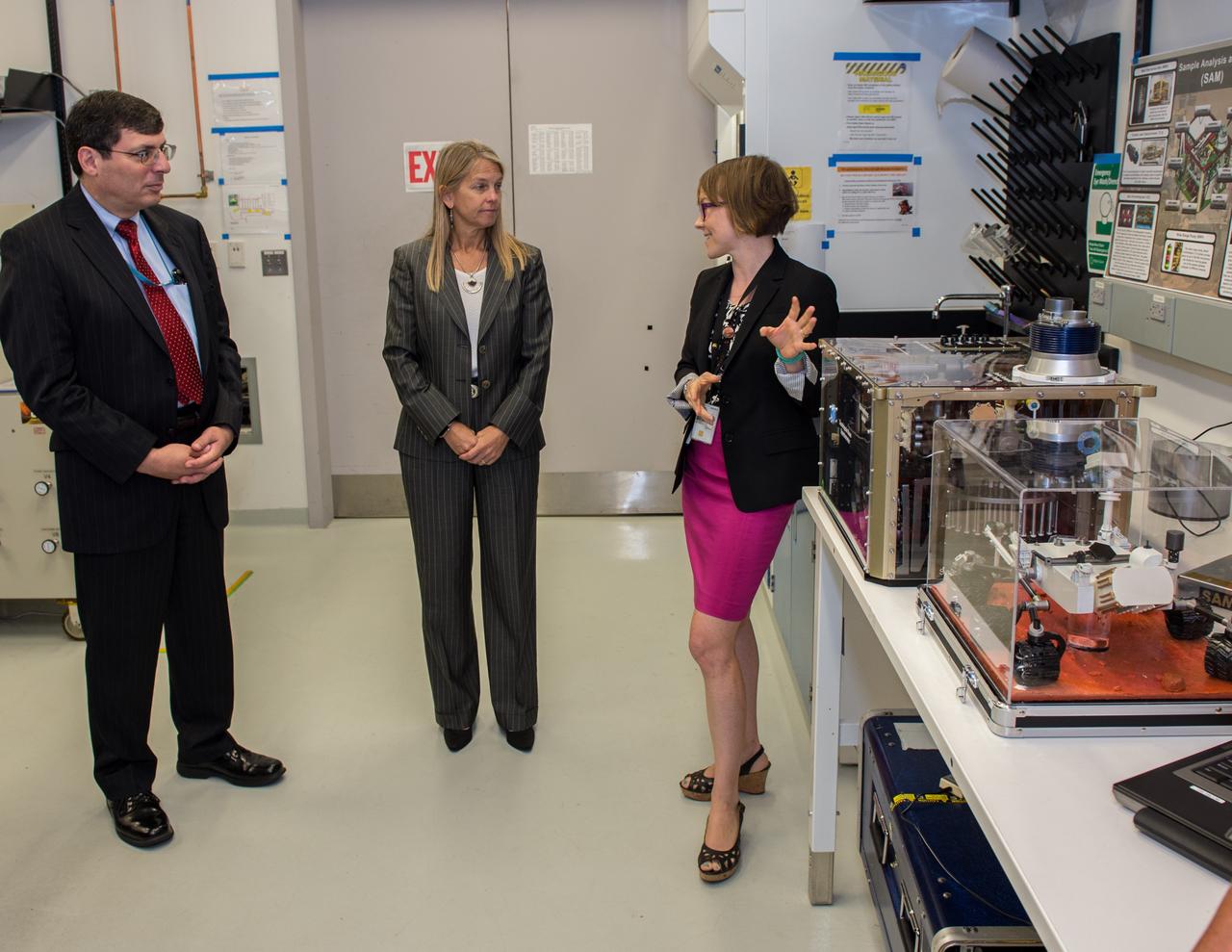 NASA Deputy Administrator Dr. Dava Newman tours Goddard Space Flight Center with Center Director  Chris Scolese; Sample Analysis at Mars (SAM) instrument Test Bed; Dr. Melissa Trainer