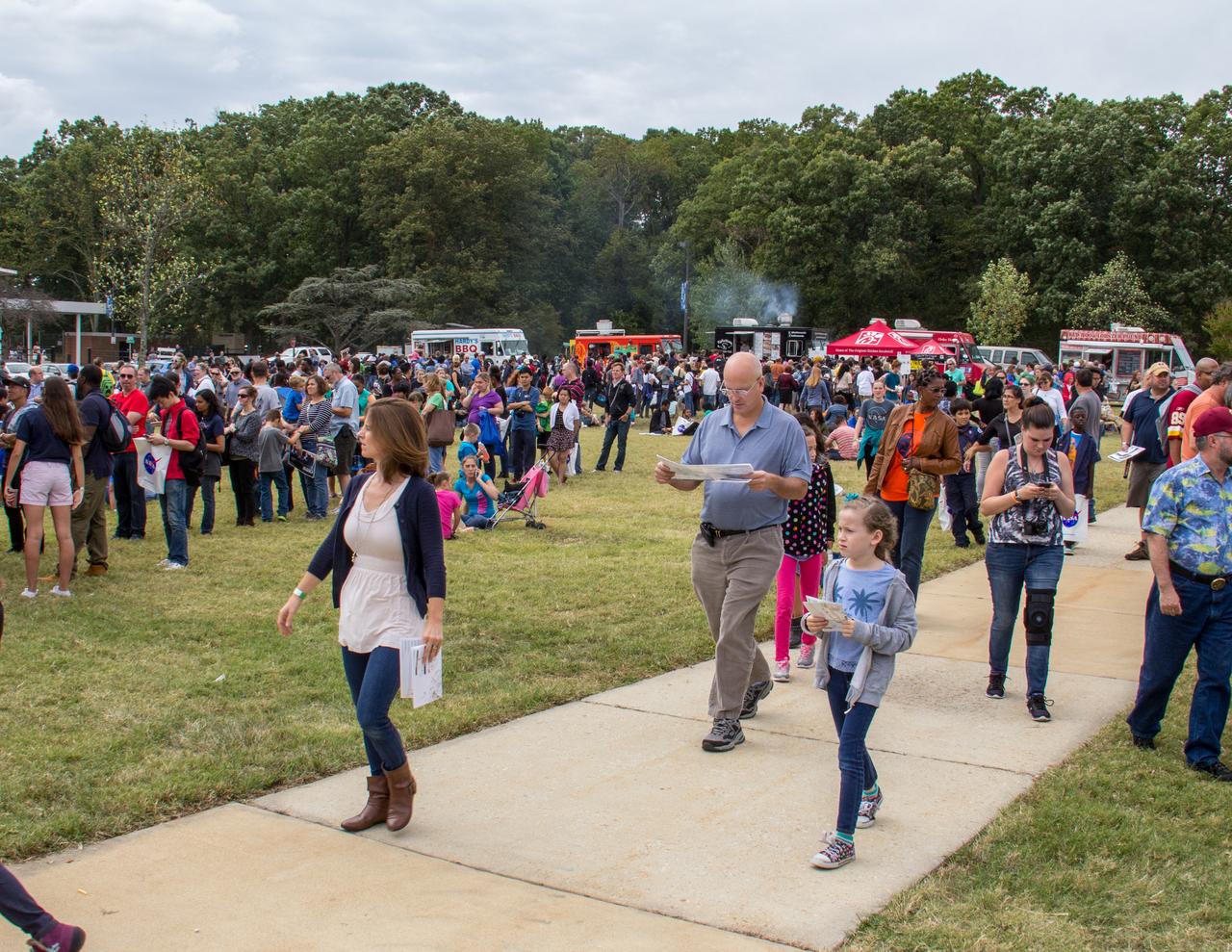 Explore@NASAGoddard celebrates the 25th anniversary of the launch of the Hubble Space Telescope. All areas of Goddard’s research – Earth science, heliophysics, planetary science, astrophysics, and engineering and technology – will be presented, as each discipline plays a critical part in NASA's ongoing journey to reach new heights.