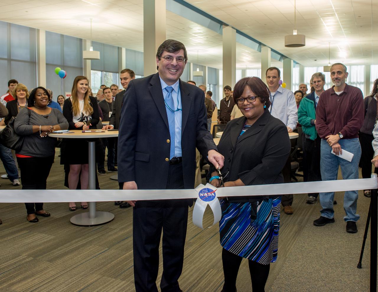 Grand Opening of the new Goddard Information and Collaboration Center - Center Director Chris Scolese with Robin Dixon
