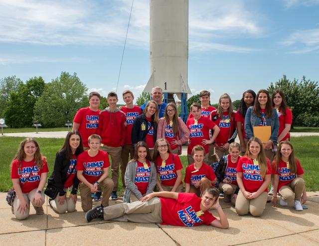NASA image: Beating the Odds Student Success/ Leadership Program tours the G